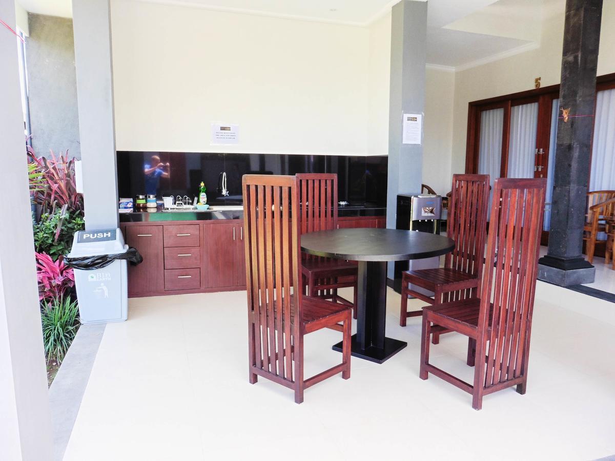Plawa Bali Guest House Canggu Екстериор снимка